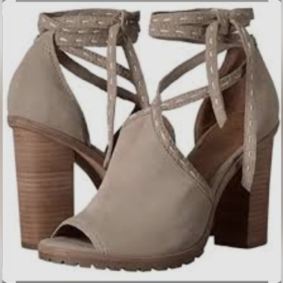 Frye Suzie Pickstitch Suede Heel Ash size 9 - Picture 1 of 8